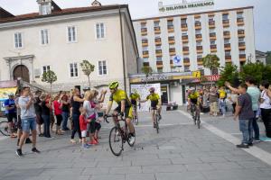 419 dobrodelna kolesarska dirka Foto atelje Postojna